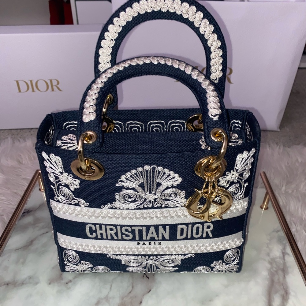 Christian Dior Lady Dior Medium Purse
